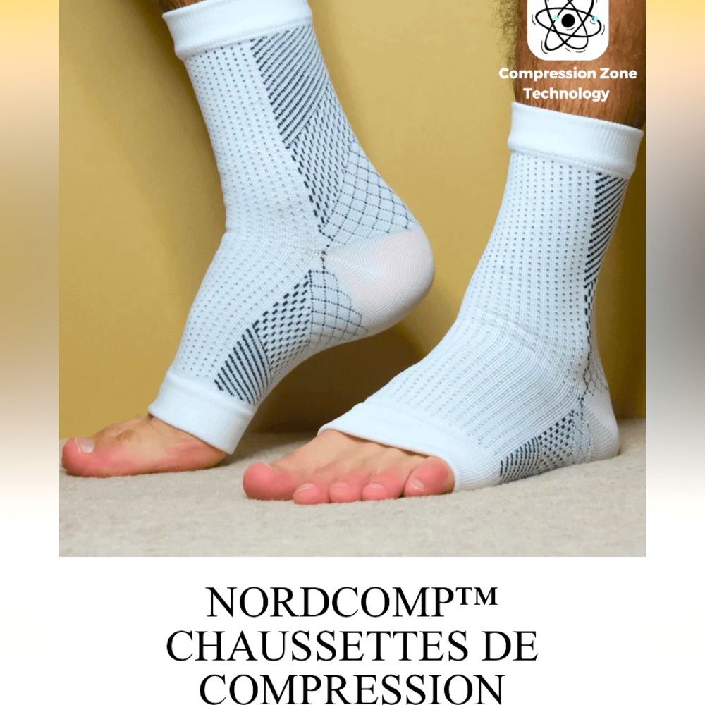 SOLD 4pairs of compression soxes in White size Large - Picture 1 of 5